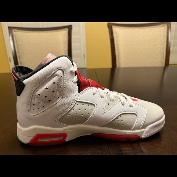 New Nike Air Jordan 6 Retro Hare Sneaker Shoes Size US 7Y / 8.5 W - Picture 7 of 12